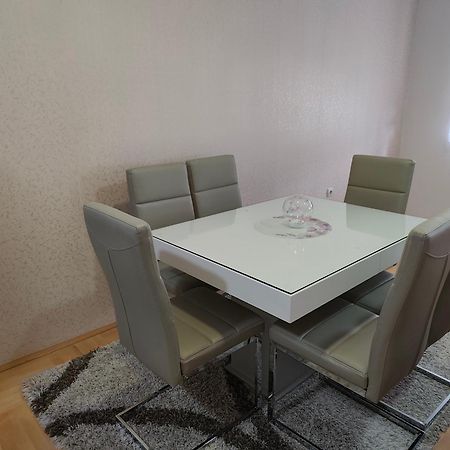 פירוט Apartman Lara מראה חיצוני תמונה